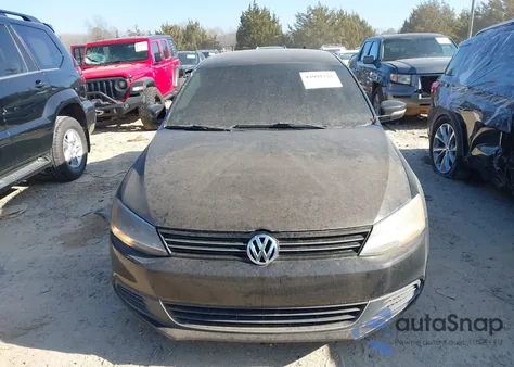 2013 Volkswagen Jetta 2.5L Se z USA, uszkodzony, nr VIN 3VWDP7AJ3DM381775